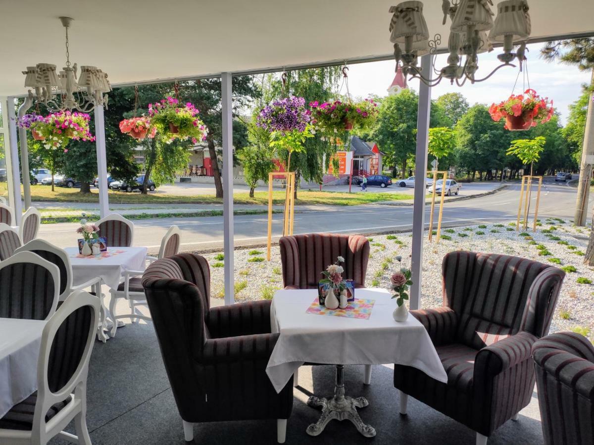 Penzion Zabokrek U Hoffera Zabokreky Nad Nitrou Esterno foto