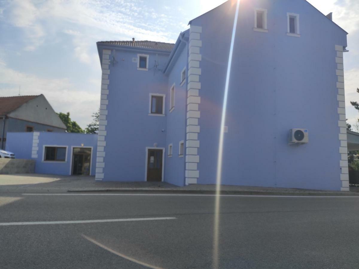 Penzion Zabokrek U Hoffera Zabokreky Nad Nitrou Esterno foto